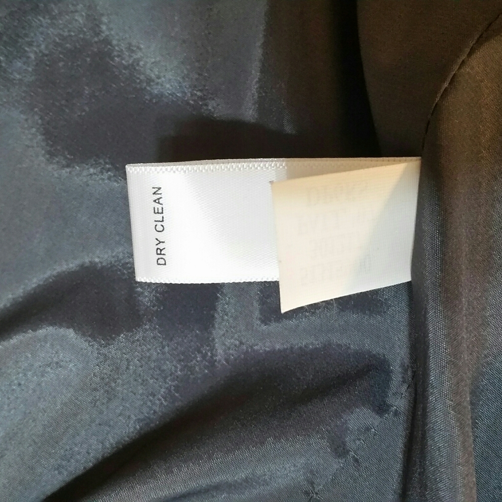 Banana Republic sizes: Jacket 6. Skirt 4 - Picture 14 of 16